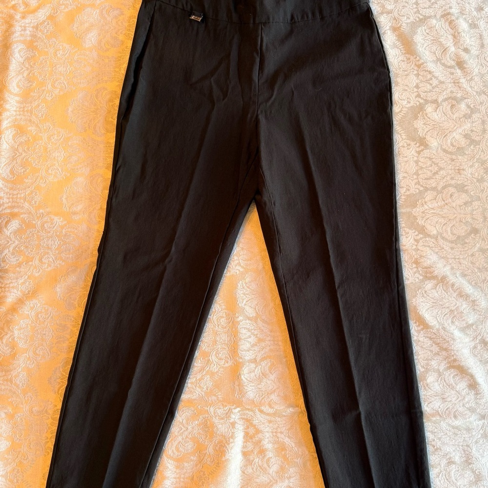 Woman’s black Stretch Dress Pants